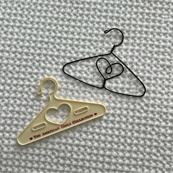 Pleasant Company American Girl Felicity Christmas Party Dress with hangers - Picture 11 of 15